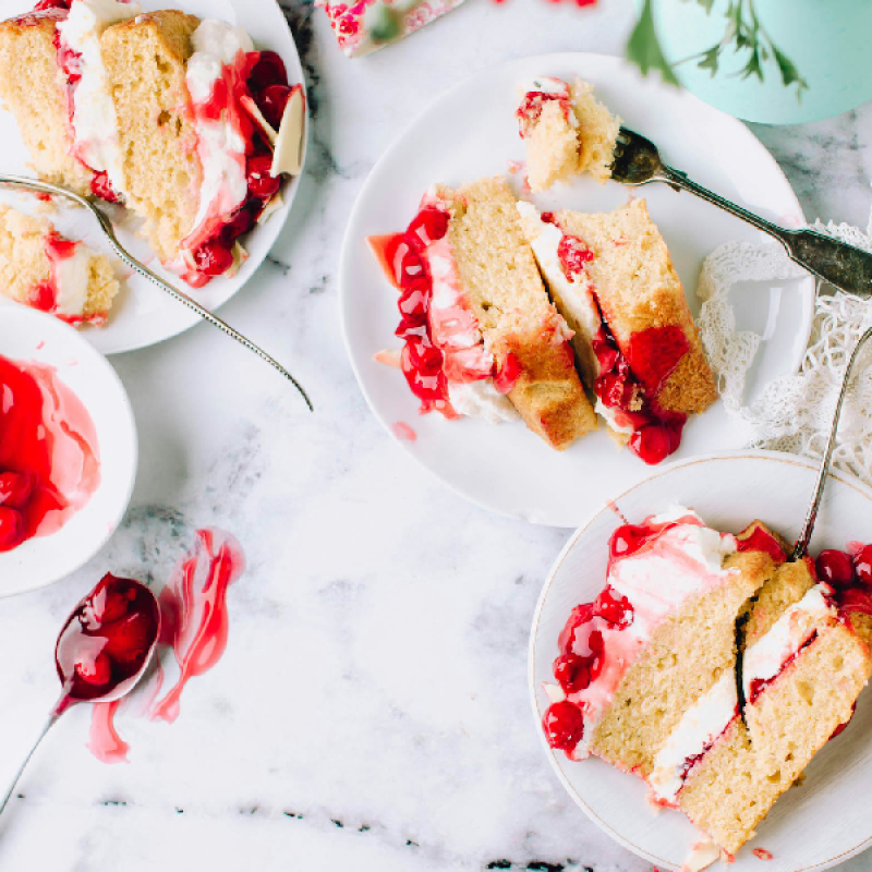 Vanilla Layer Cake Slices