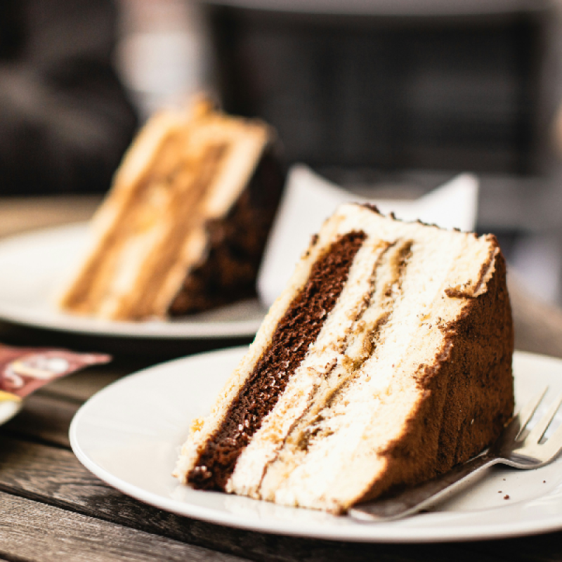 Vanilla Layer Cake Slices